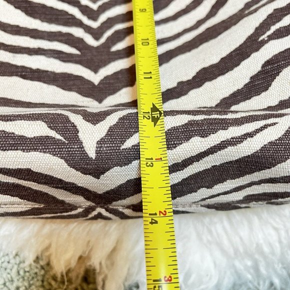 Michael Kors Hamilton Whipped Tiger Animal Print Canvas Brown Hand Shoulder Bag - Picture 12 of 12